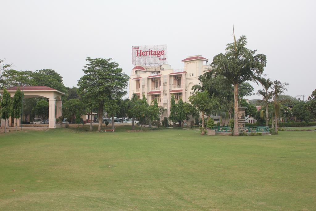 Grand Heritage Resort Greater Noida Kültér fotó